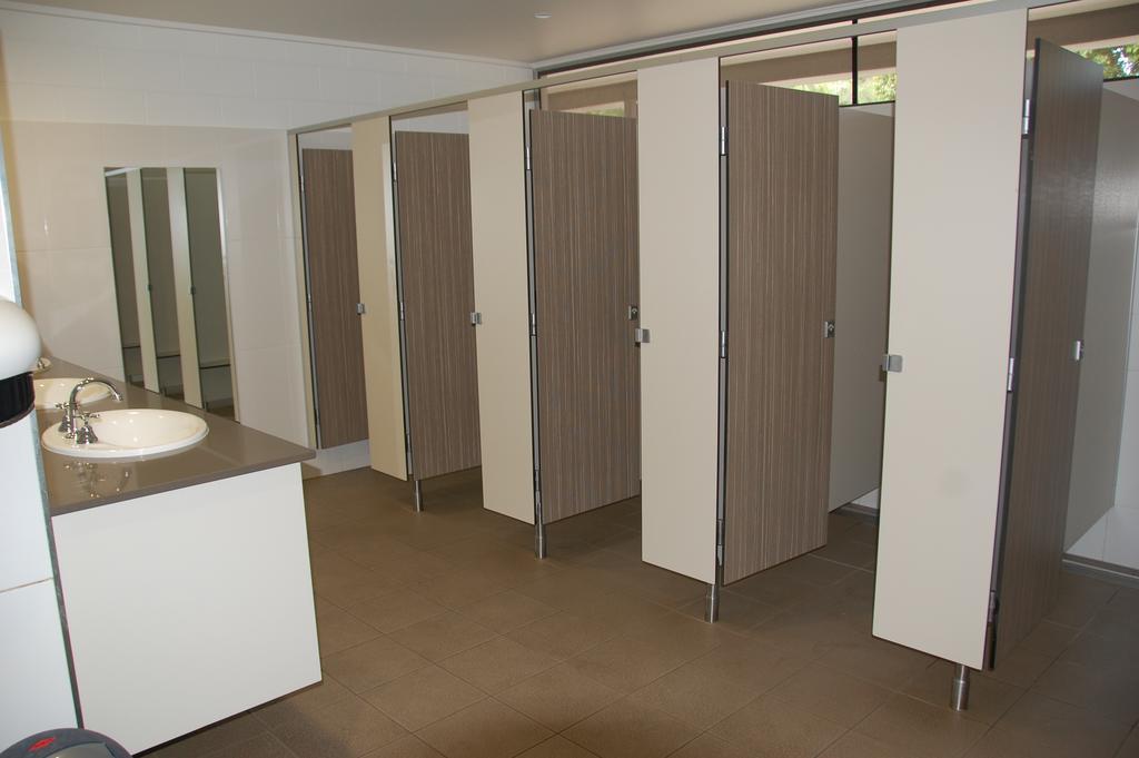 Lake Placid Tourist Park Hotel Caravonica Buitenkant foto